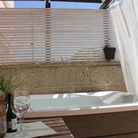 Apartamento Ke Casetta Tenerife Arco Iris Del Mar With Jacuzzi Callao Salvaje